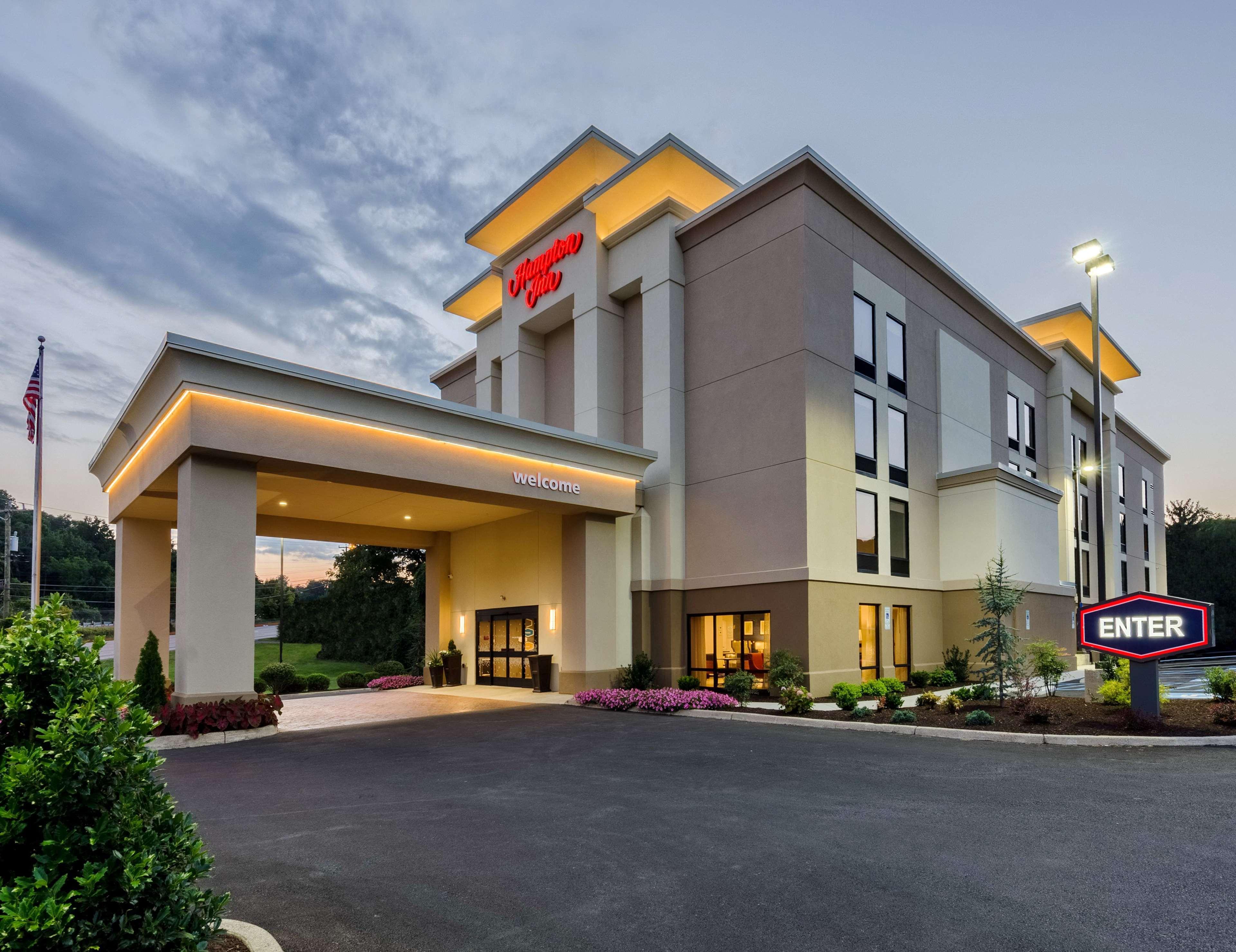 Hampton Inn Covington Va Extérieur photo