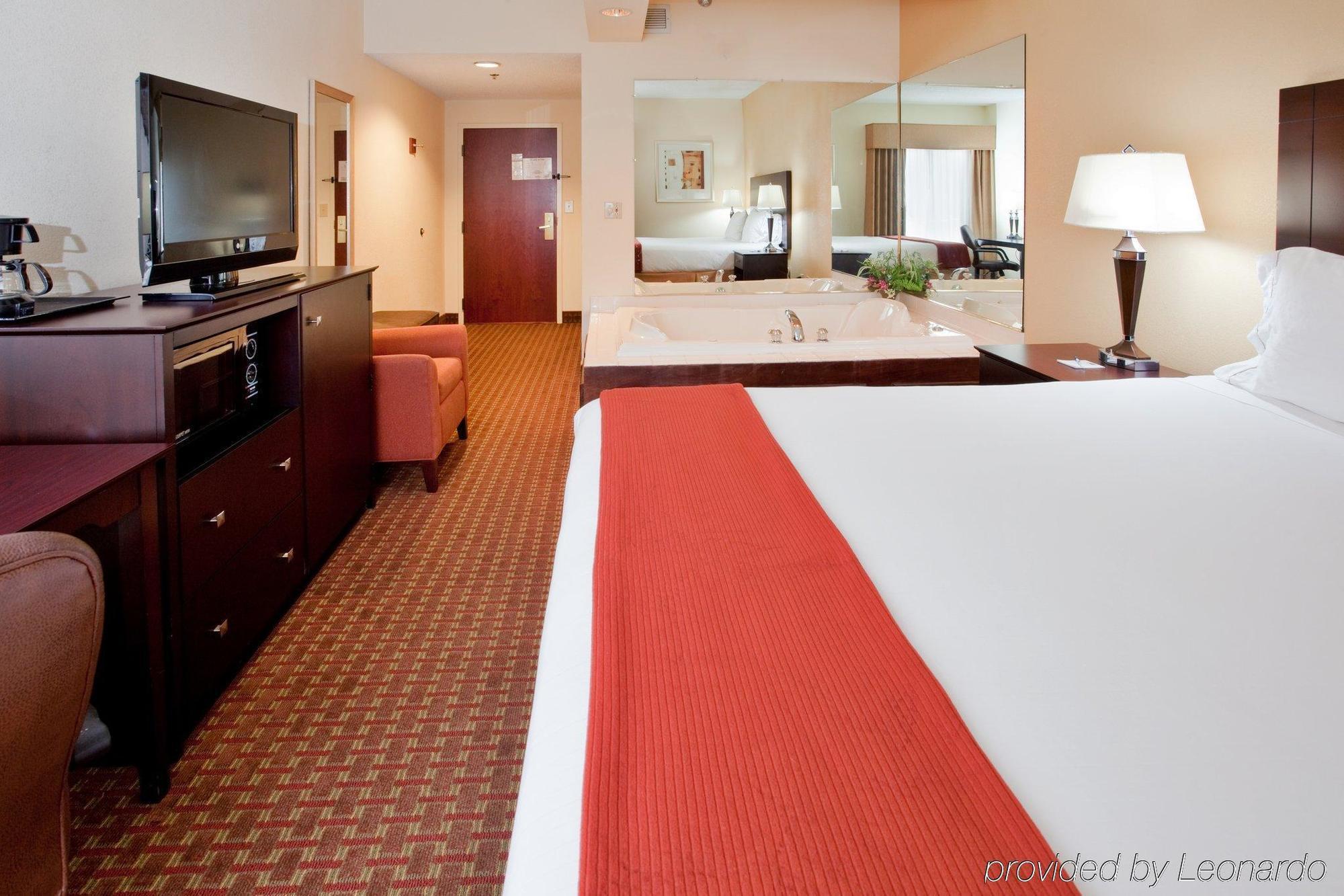 Hampton Inn Covington Va Chambre photo