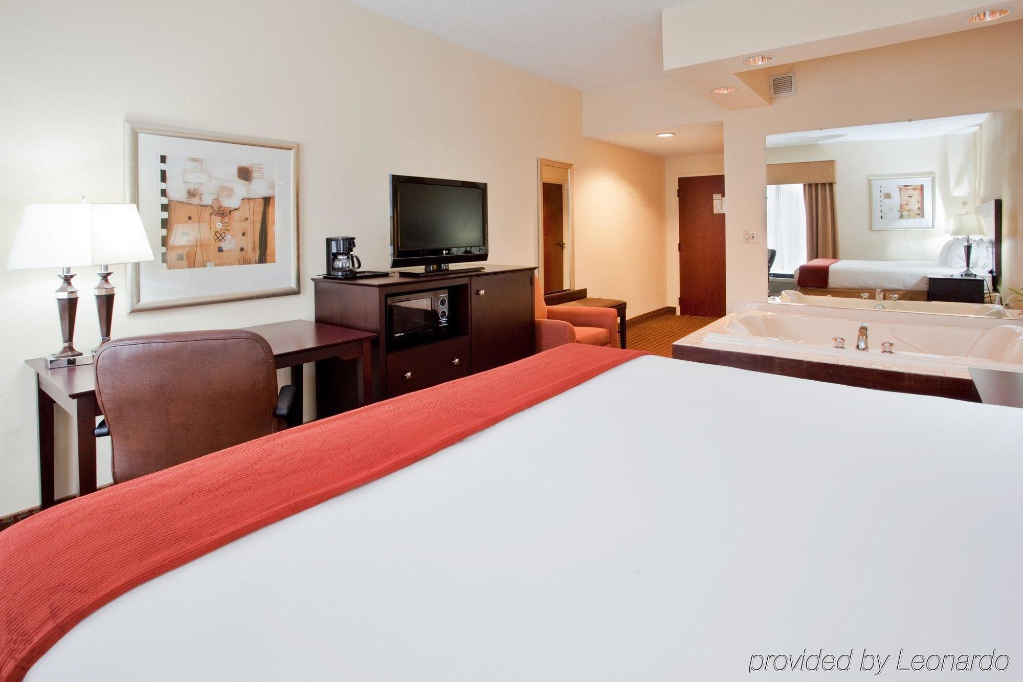 Hampton Inn Covington Va Chambre photo